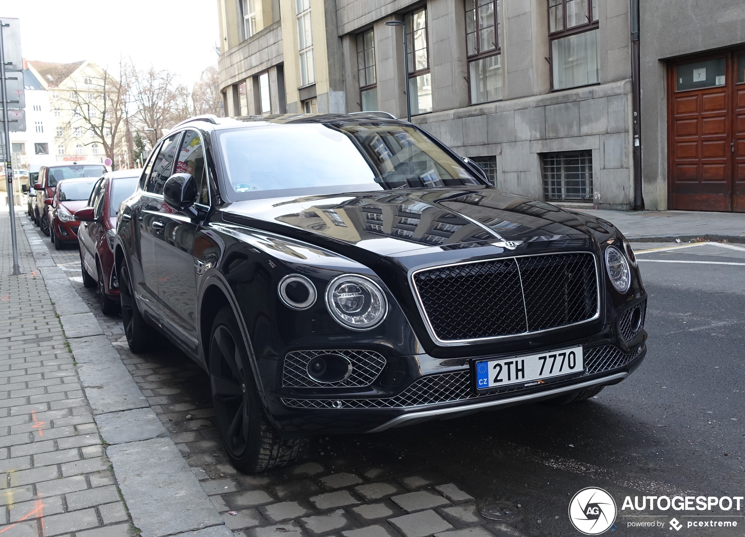 Bentley Bentayga V8