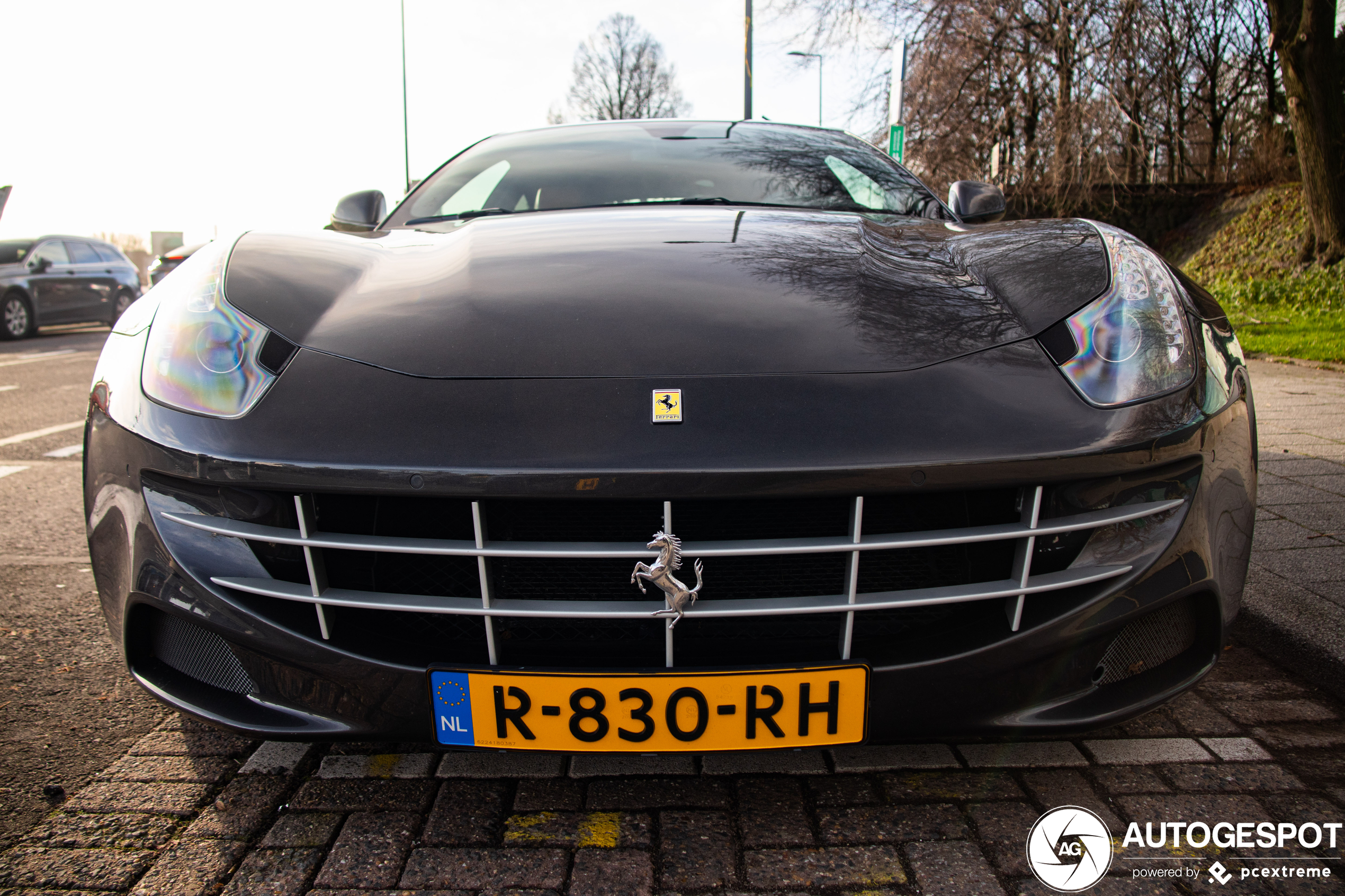 Ferrari FF