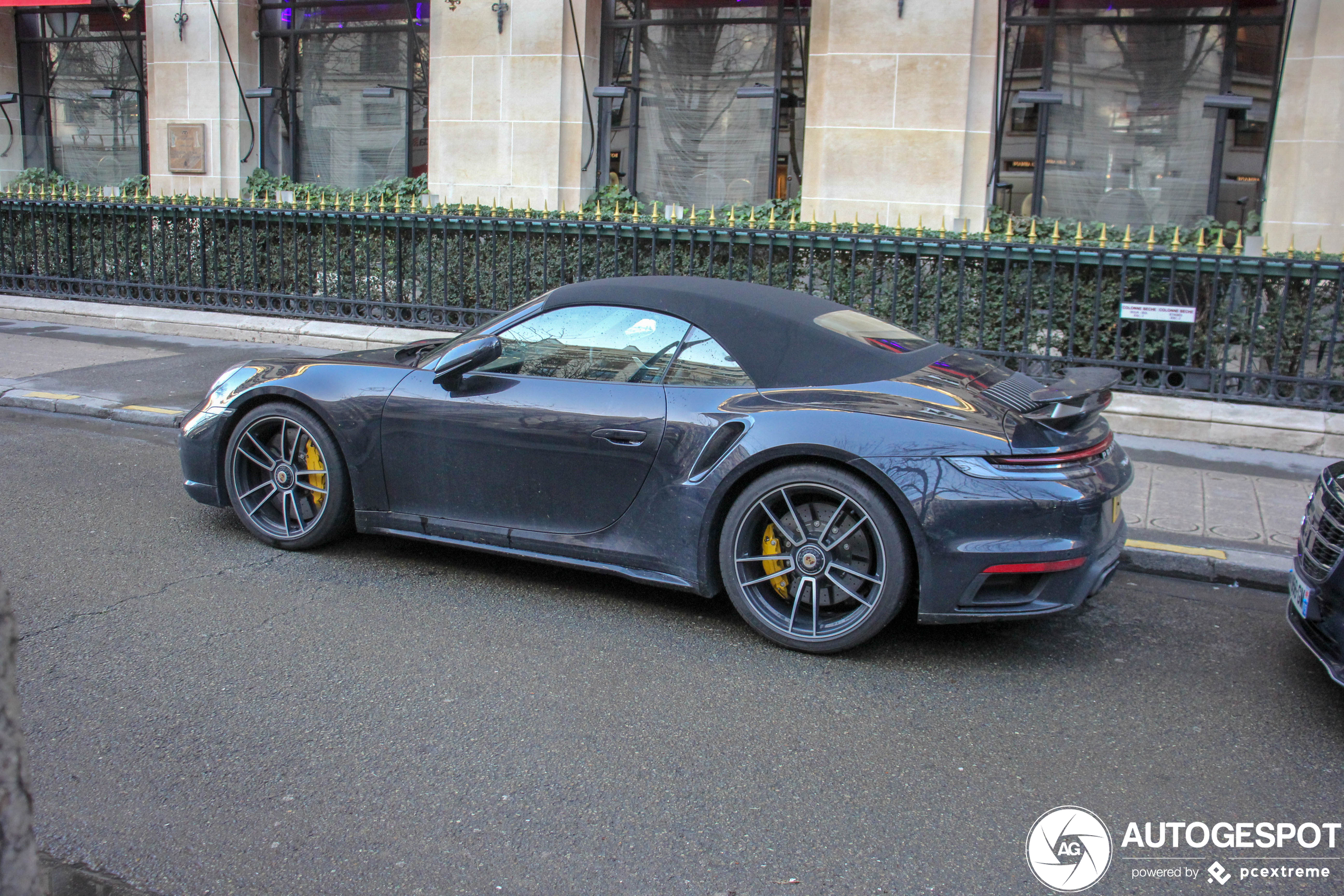 Porsche 992 Turbo S Cabriolet