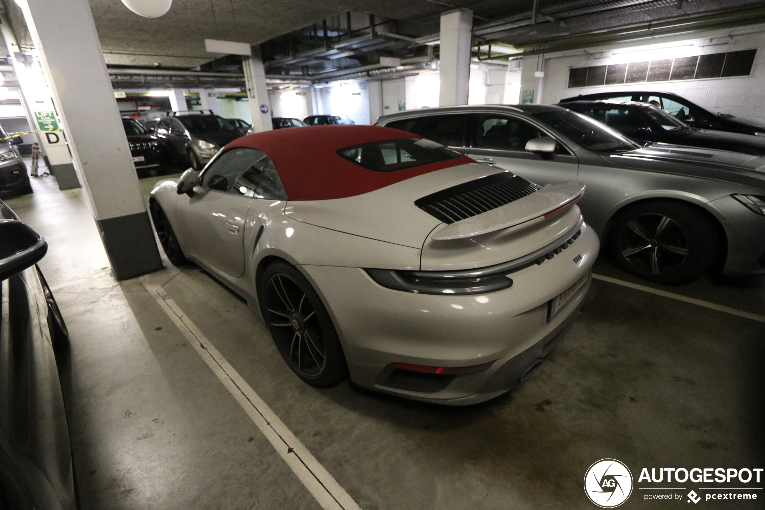 Porsche 992 Turbo S Cabriolet