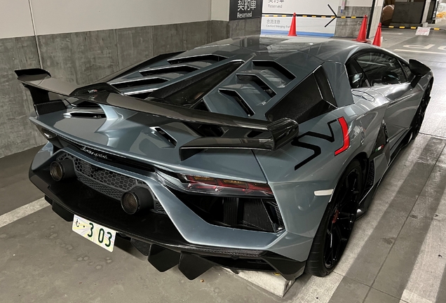 Lamborghini Aventador LP770-4 SVJ