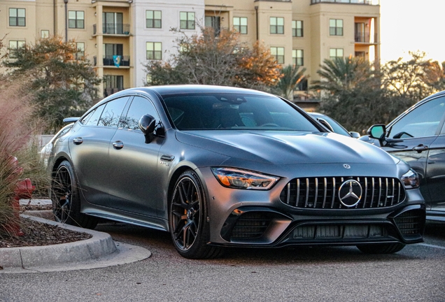 Mercedes-AMG GT 63 S X290