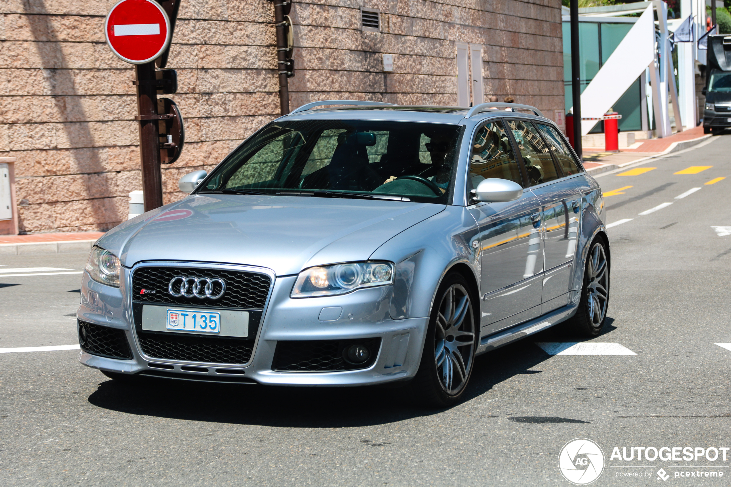 Audi RS4 Avant B7