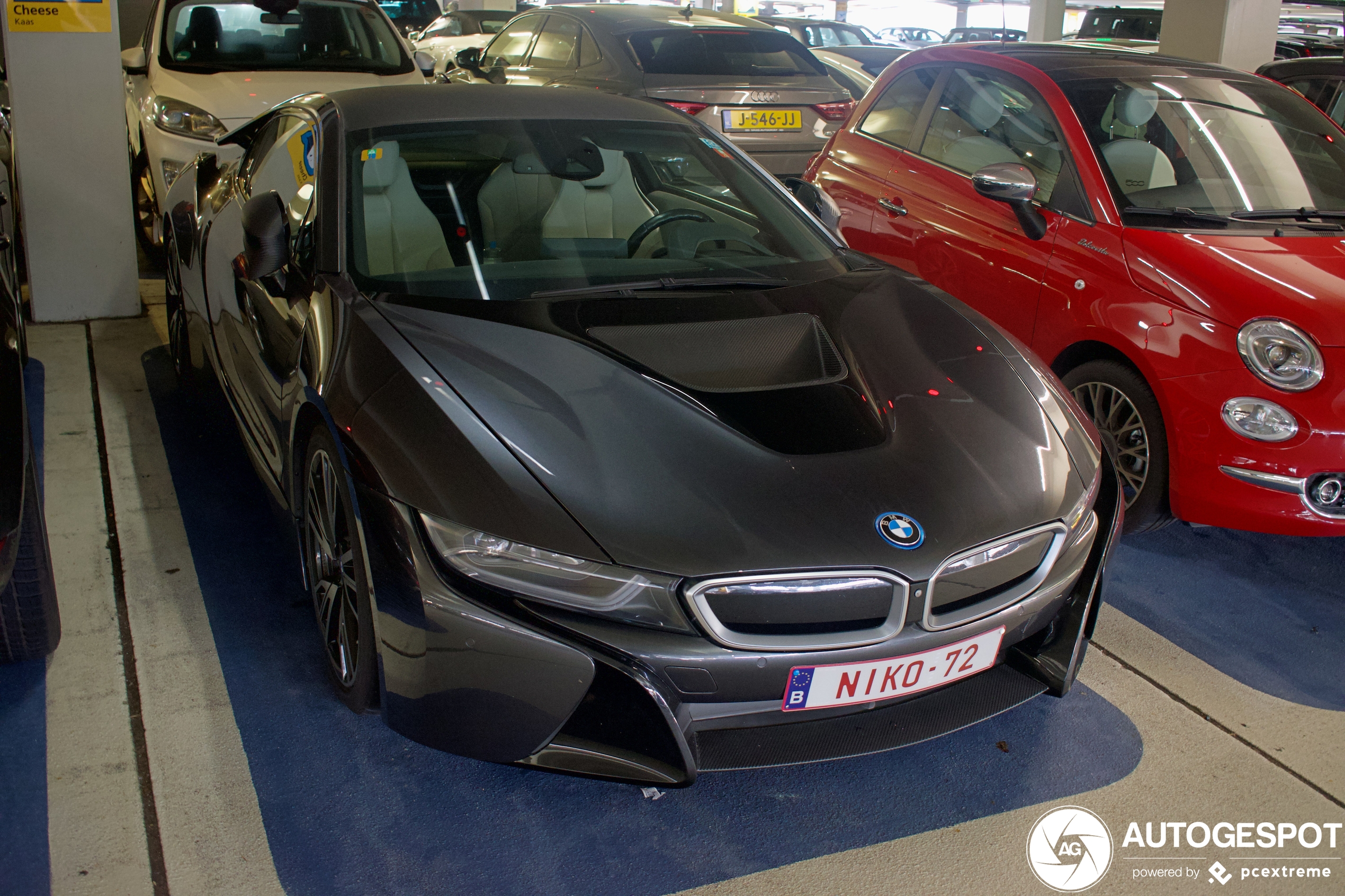 BMW i8