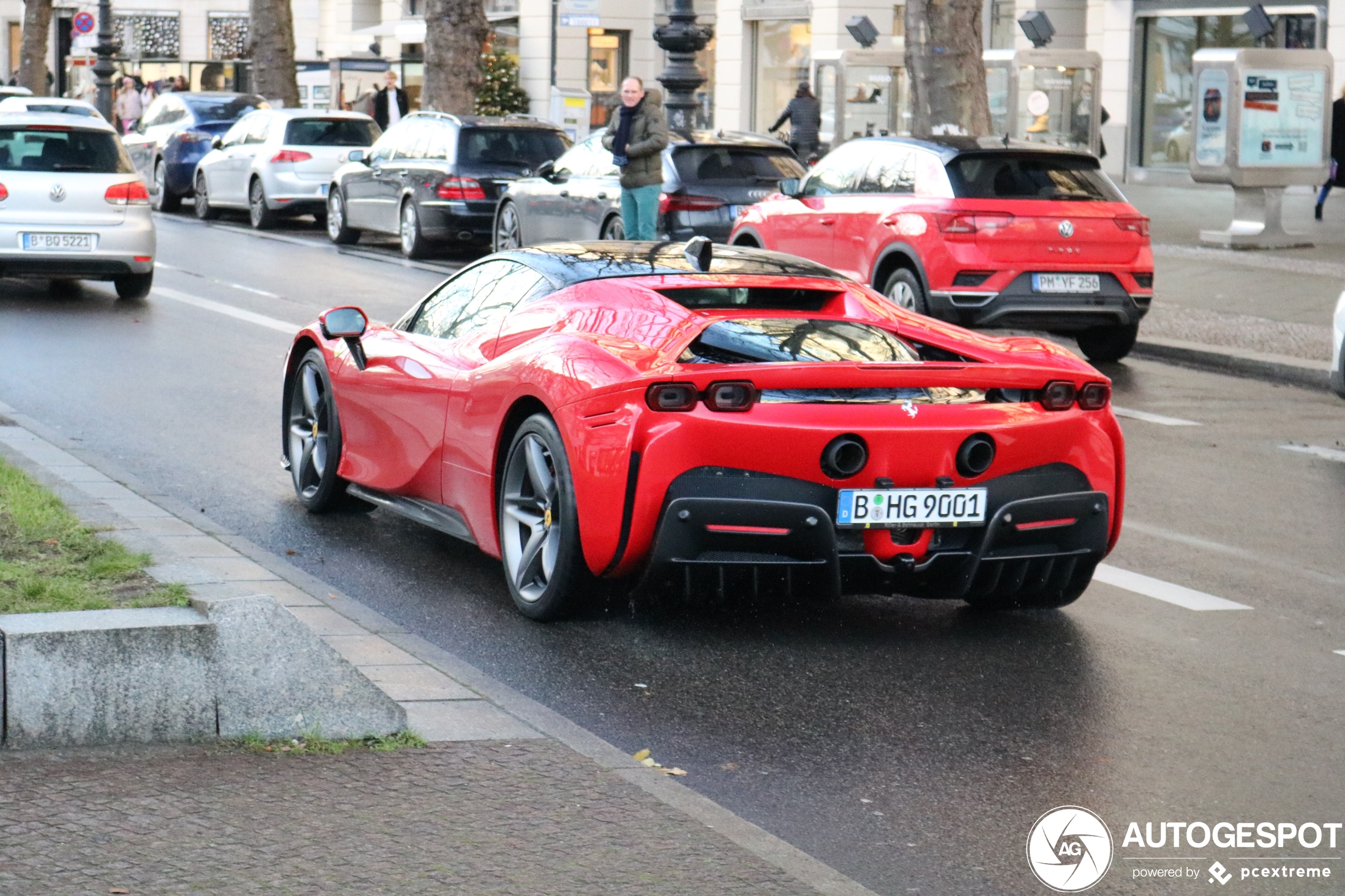 Ferrari SF90 Stradale