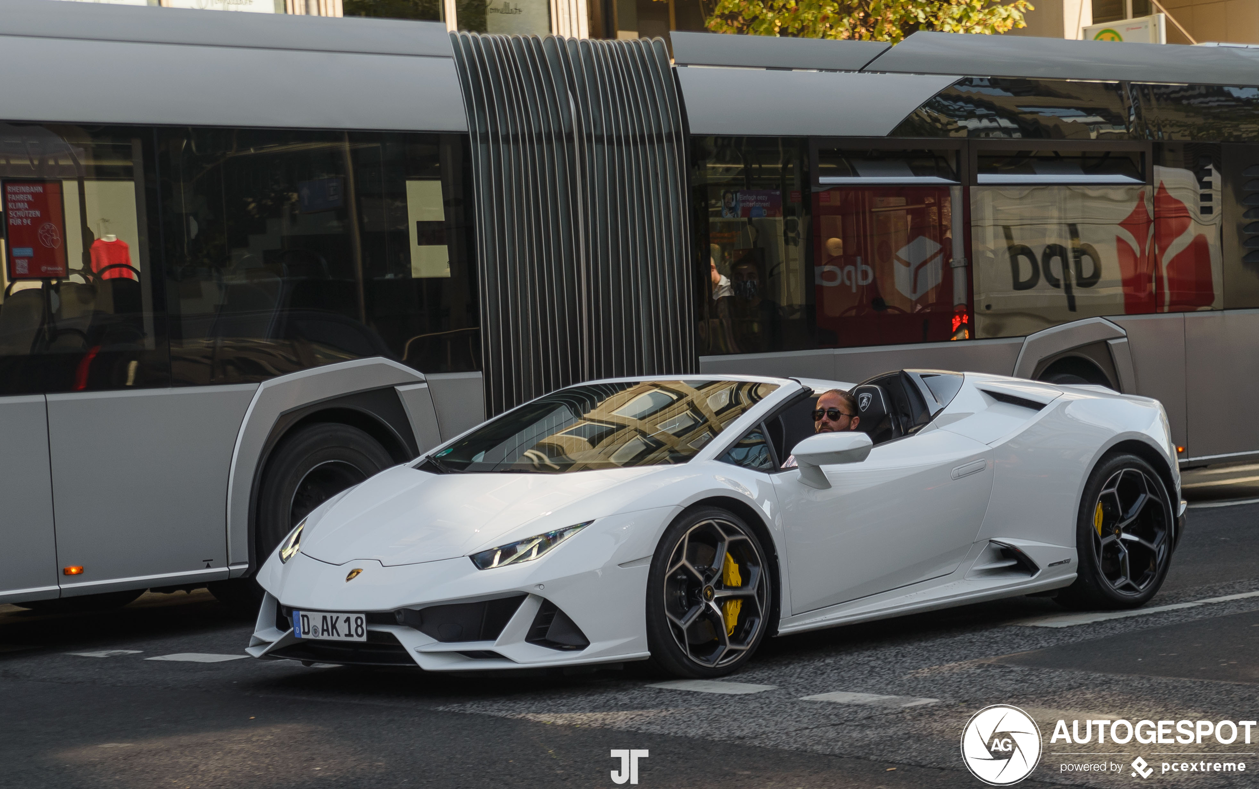 Lamborghini Huracán LP640-4 EVO Spyder