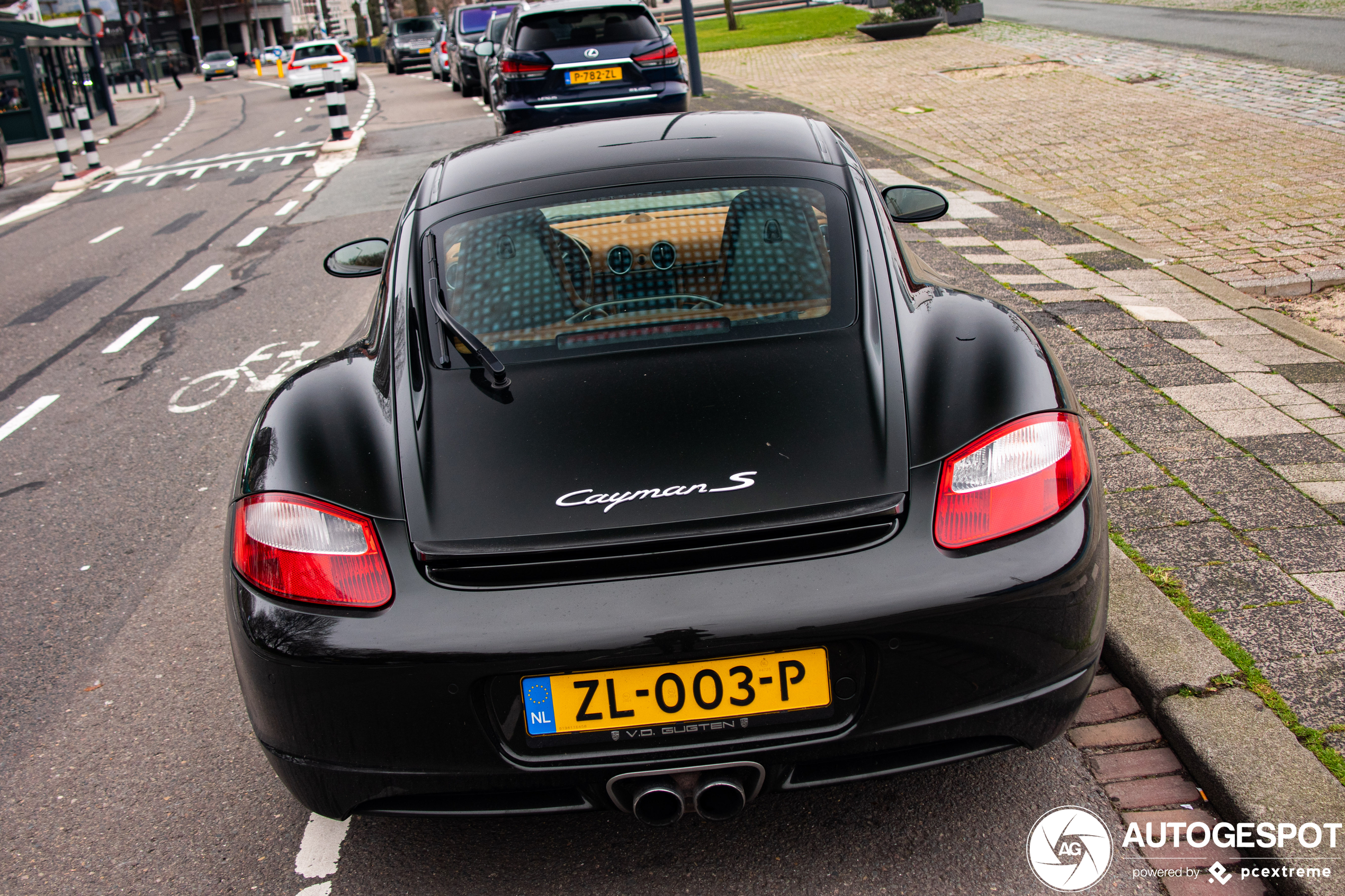 Porsche 987 Cayman S