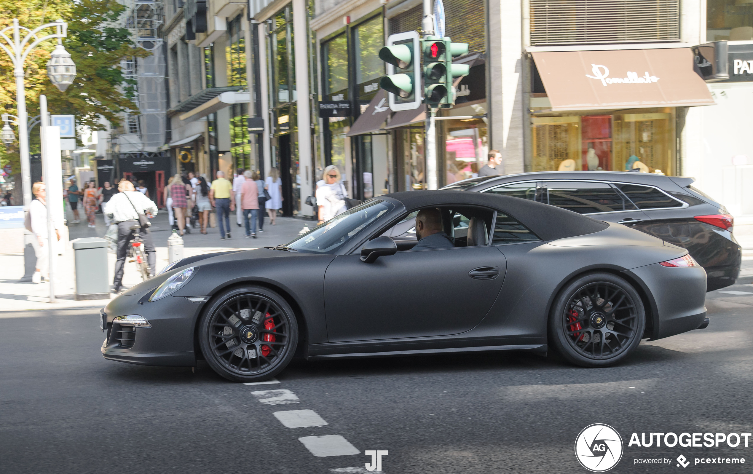 Porsche 991 Carrera 4 GTS Cabriolet MkI