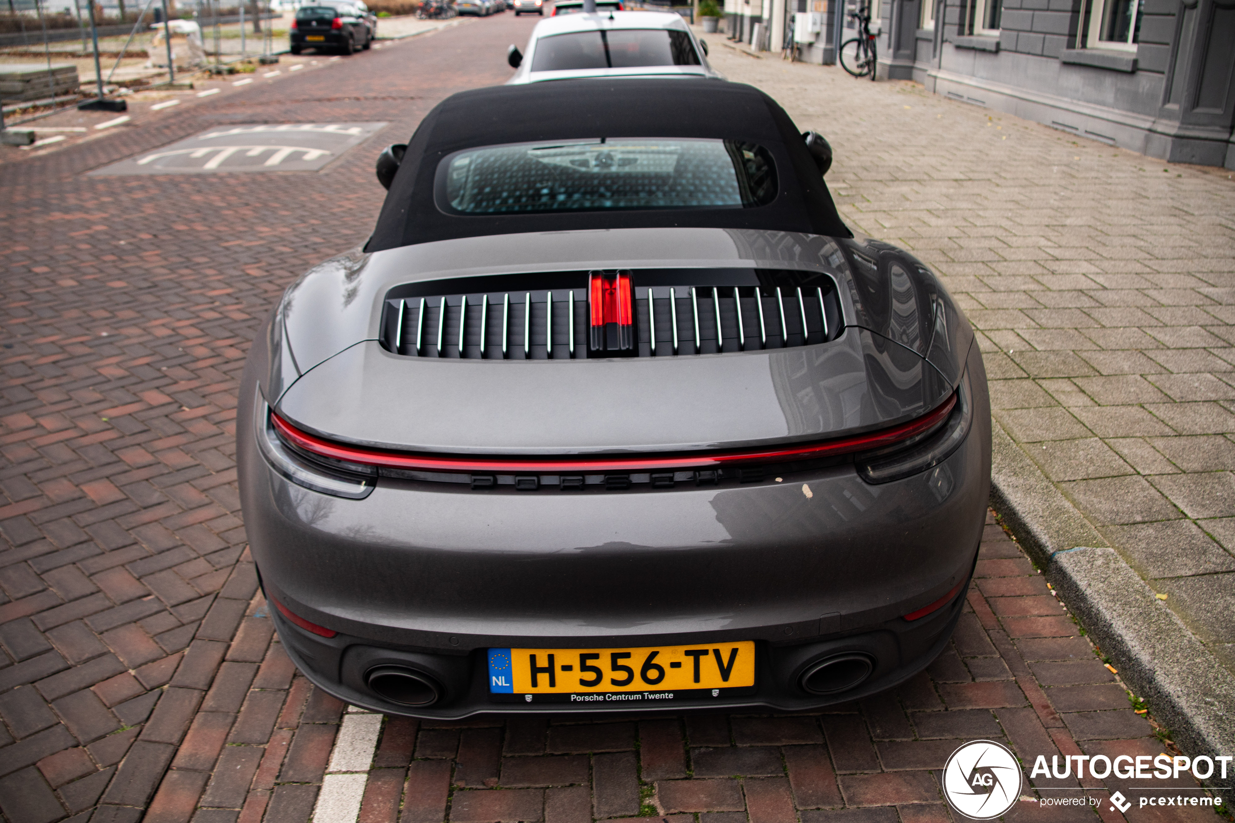 Porsche 992 Carrera 4S Cabriolet