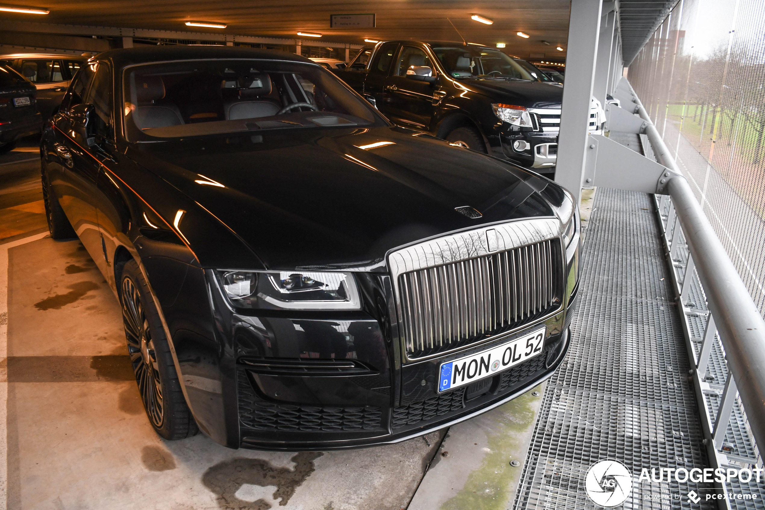 Rolls-Royce Ghost Black Badge 2021