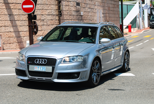 Audi RS4 Avant B7