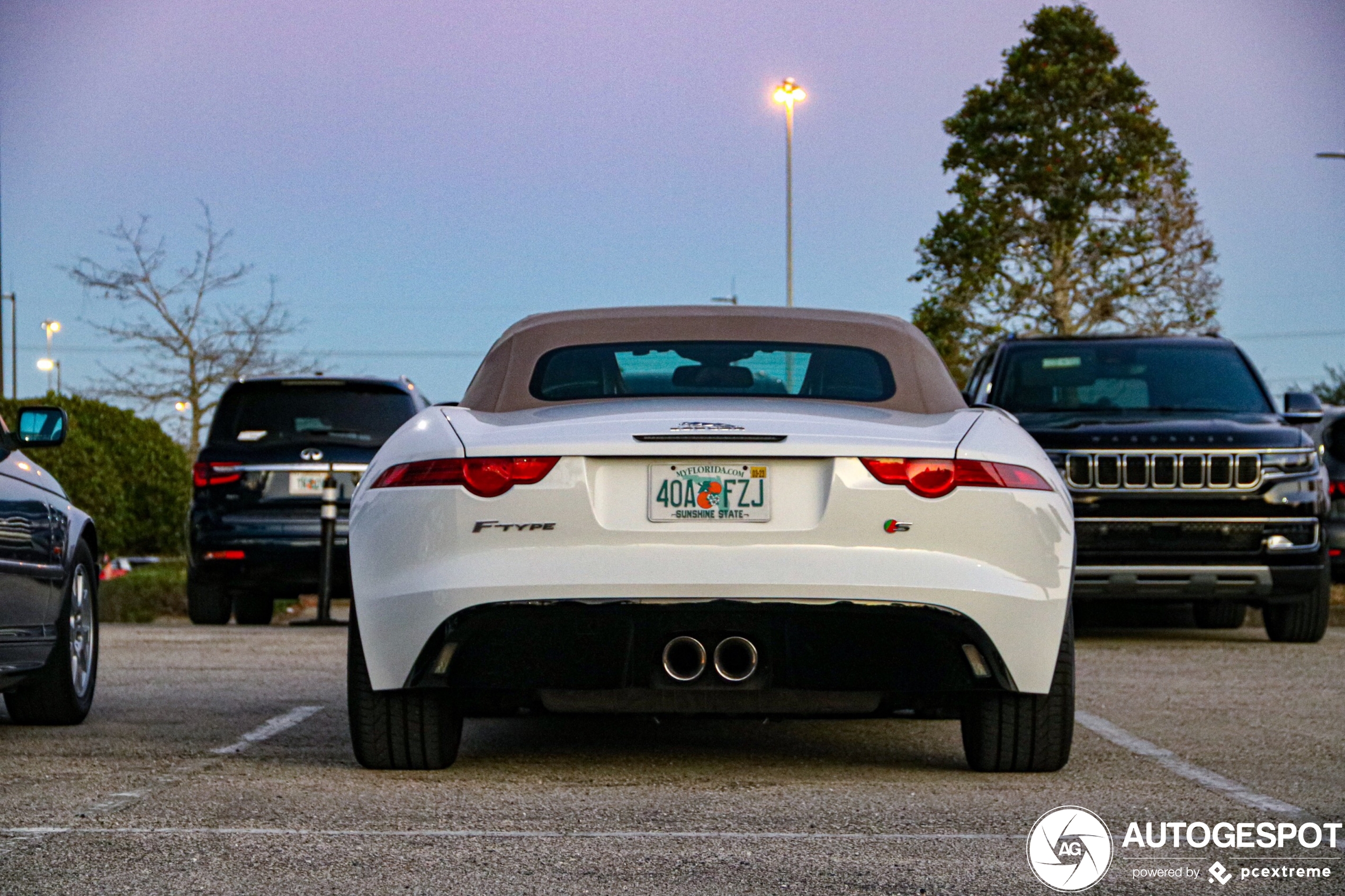 Jaguar F-TYPE S Convertible