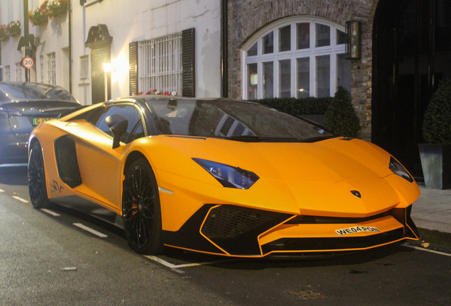 Lamborghini Aventador LP750-4 SuperVeloce Roadster