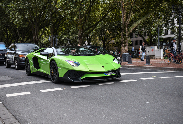 Lamborghini Aventador LP750-4 SuperVeloce Roadster