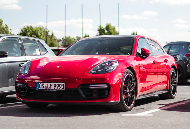 Porsche 971 Panamera GTS Sport Turismo