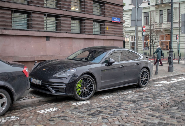 Porsche 971 Panamera Turbo S E-Hybrid MkII