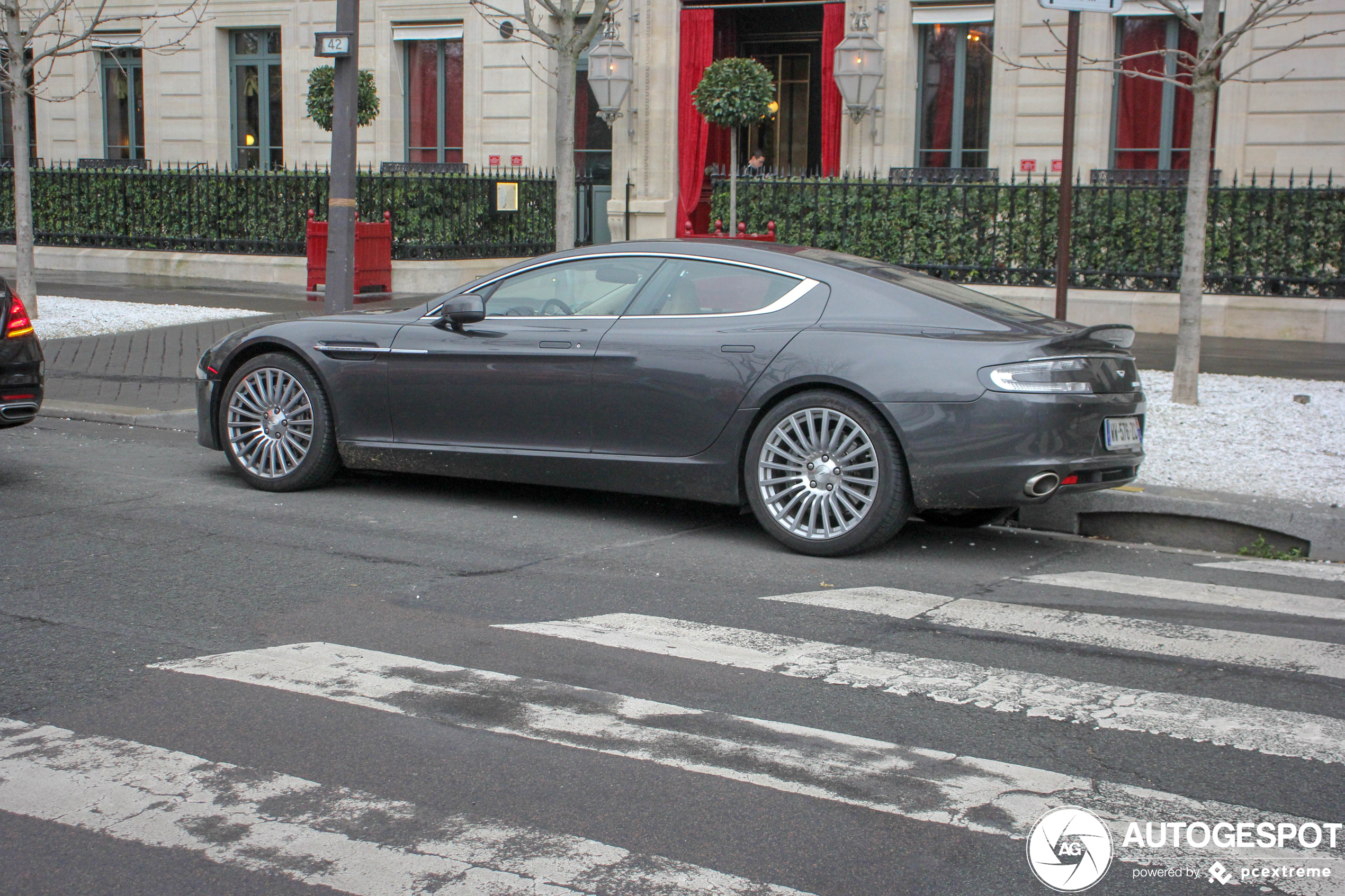 Aston Martin Rapide S