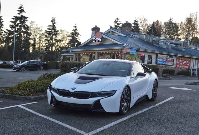 BMW i8