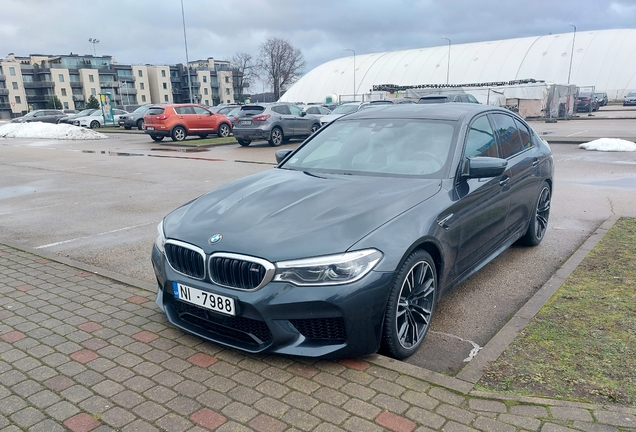 BMW M5 F90