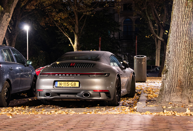 Porsche 992 Carrera 4S Cabriolet