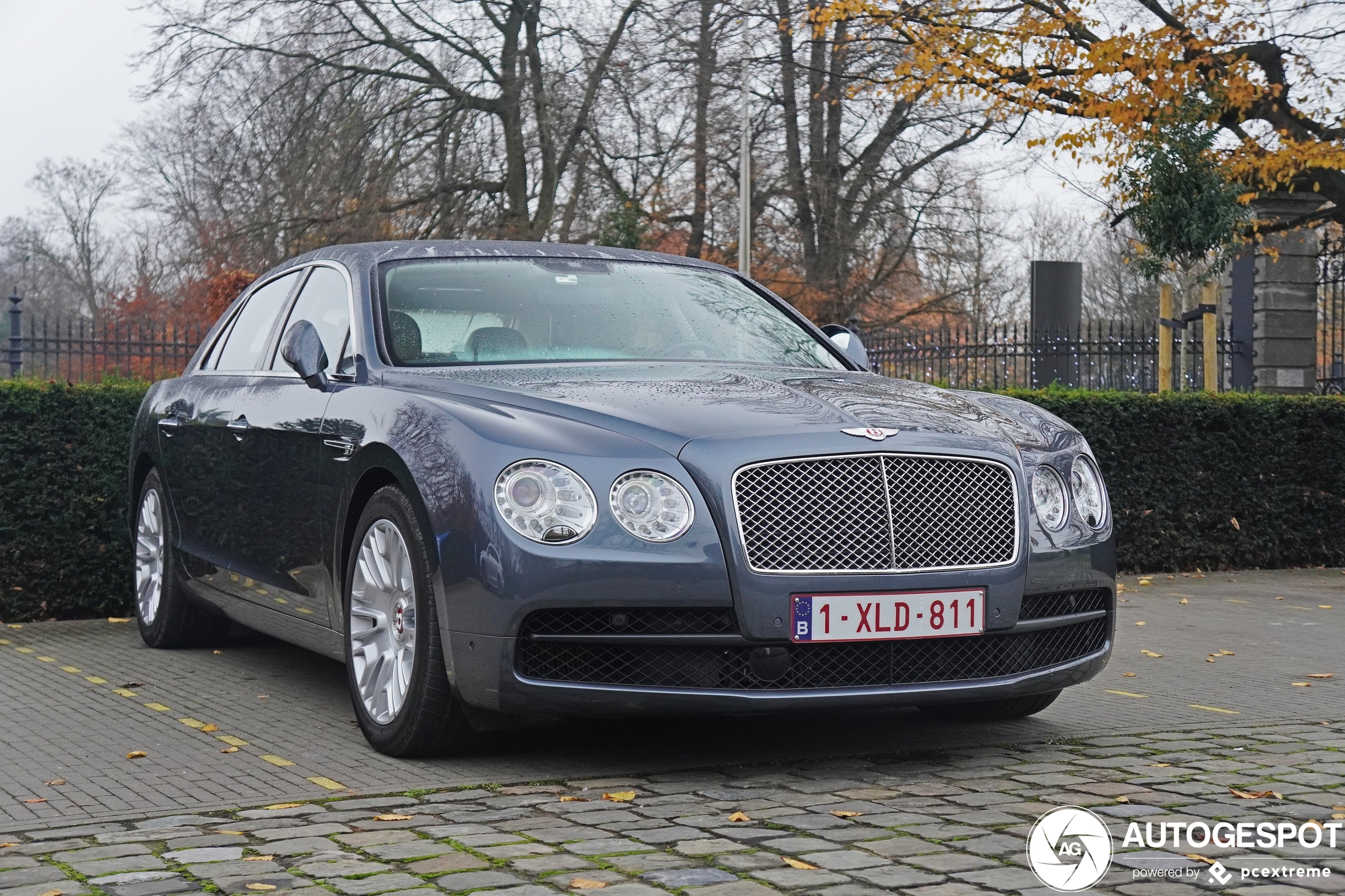 Bentley Flying Spur V8