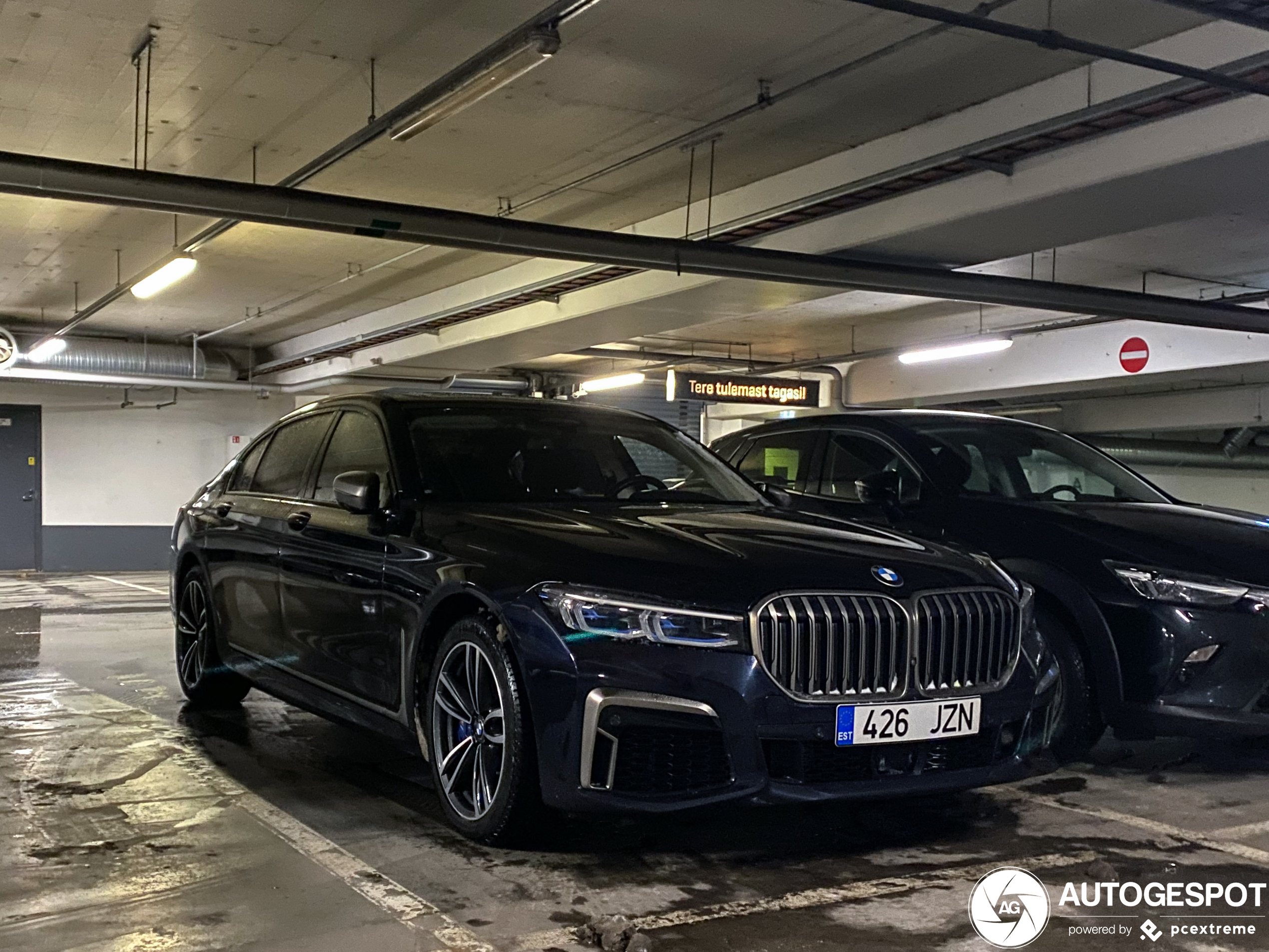 BMW M760Li xDrive 2019