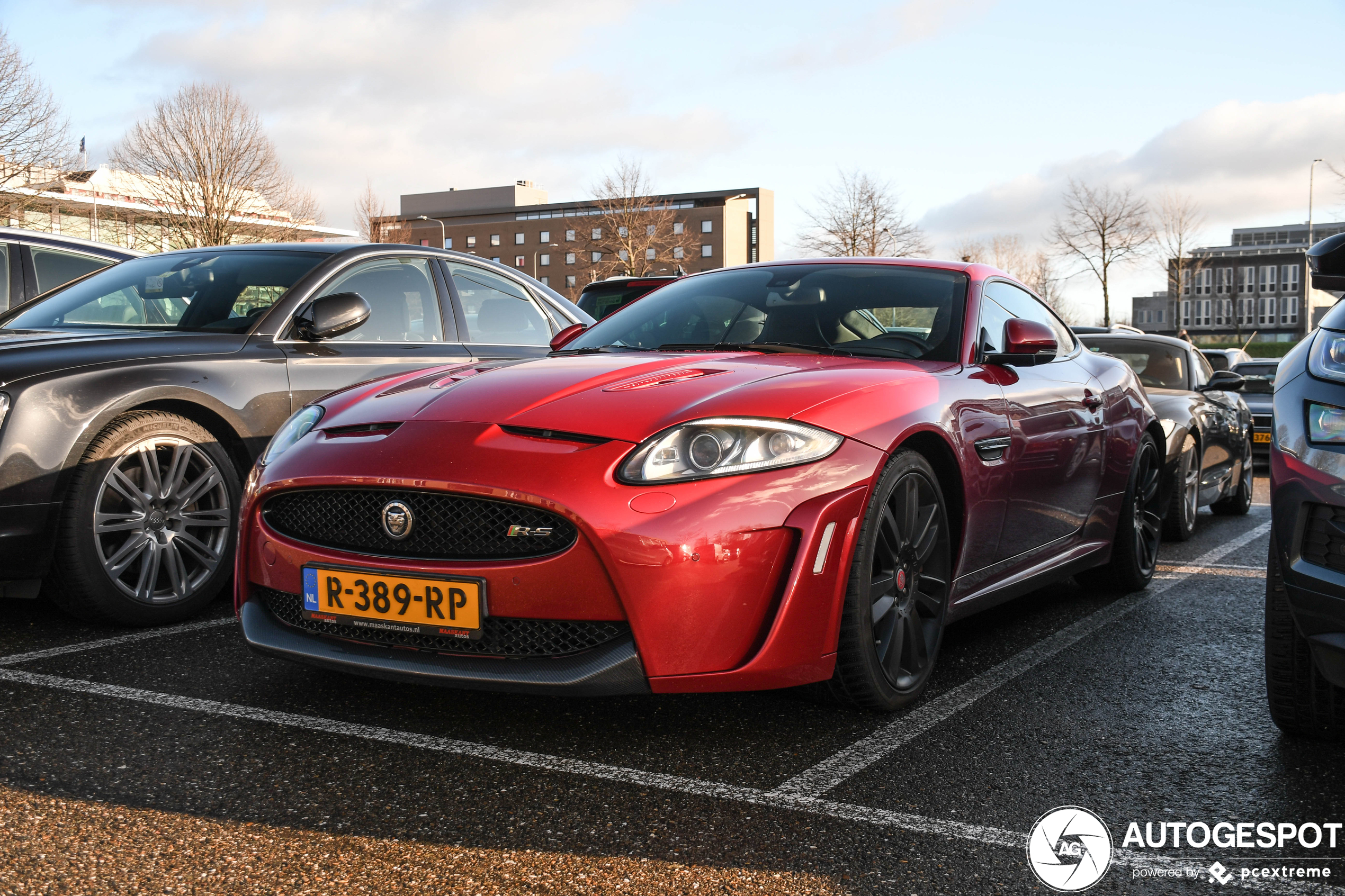 Jaguar XKR-S 2012