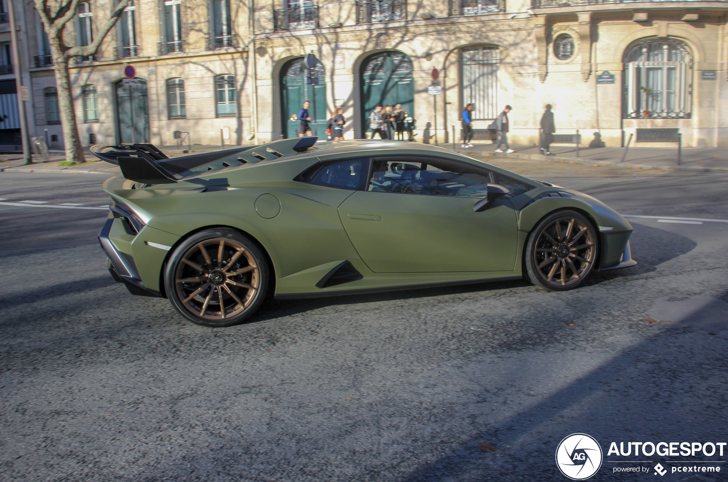 Lamborghini Huracán LP640-2 STO