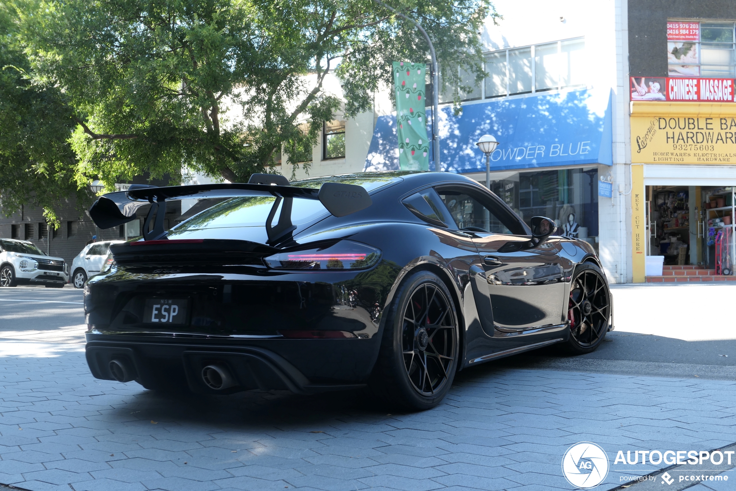 Porsche 718 Cayman GT4 RS Weissach Package