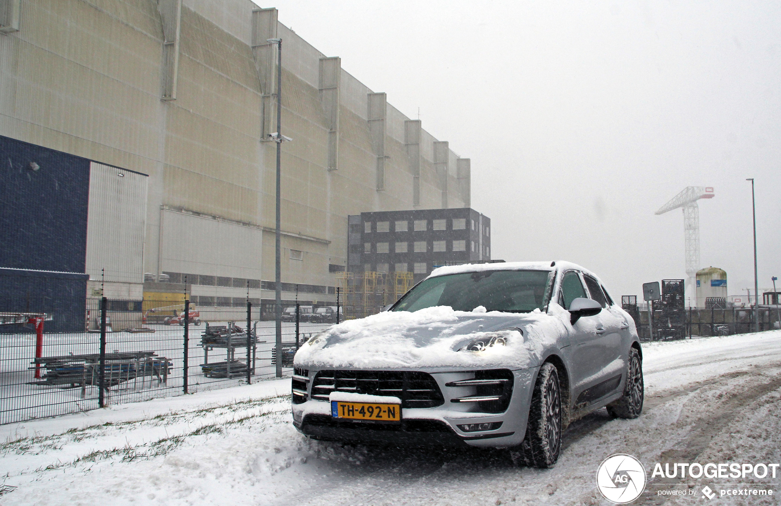 Porsche 95B Macan Turbo