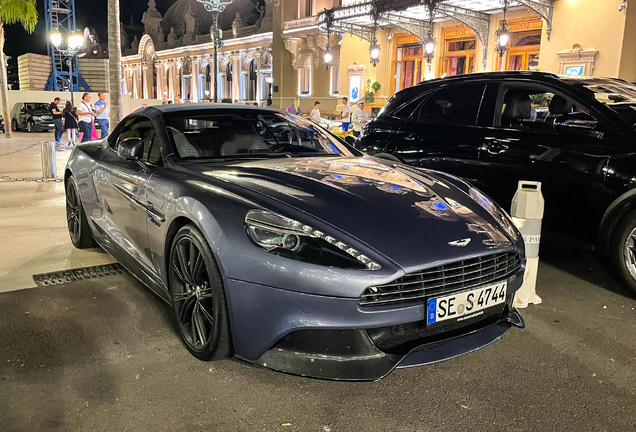 Aston Martin Vanquish Volante