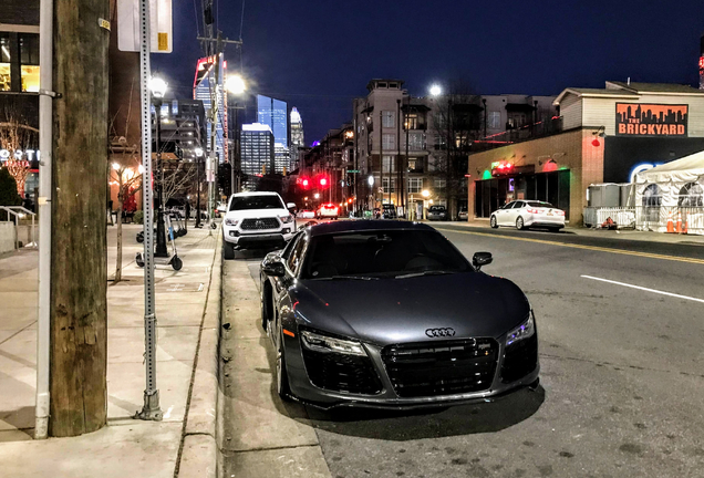 Audi R8 V10 Plus 2013