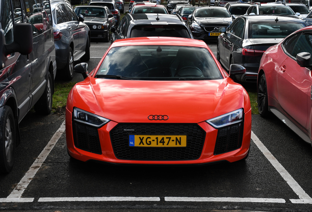 Audi R8 V10 Plus 2015