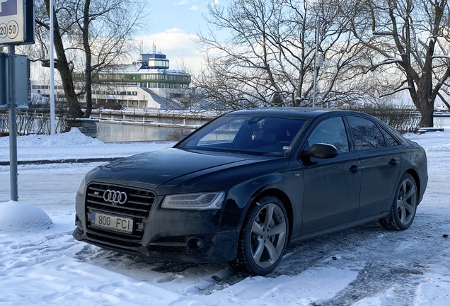 Audi S8 D4