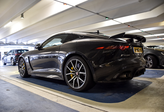 Jaguar F-TYPE SVR Coupé 2017