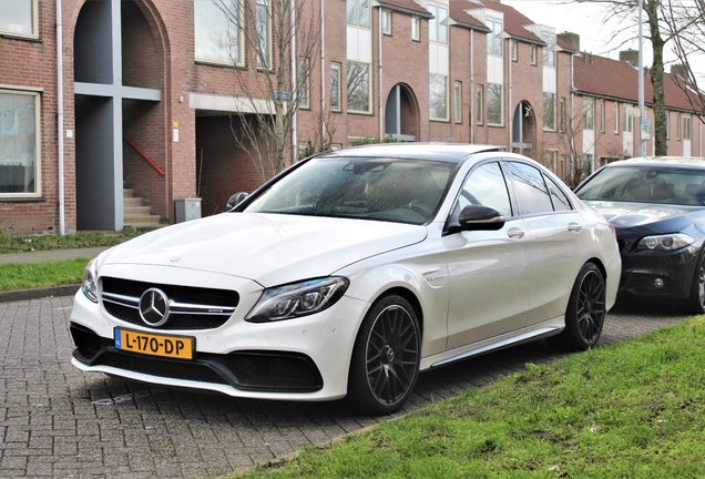 Mercedes-AMG C 63 S W205