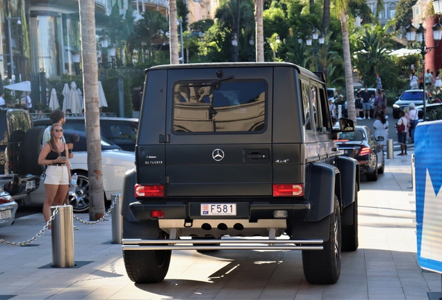 Mercedes-Benz G 500 4X4²