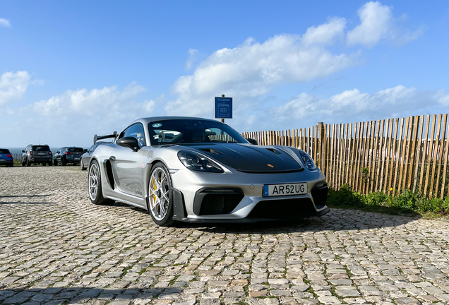 Porsche 718 Cayman GT4 RS Weissach Package