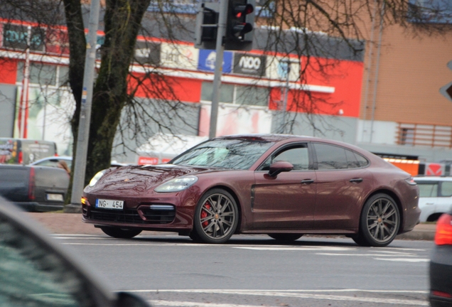 Porsche 971 Panamera GTS MkII