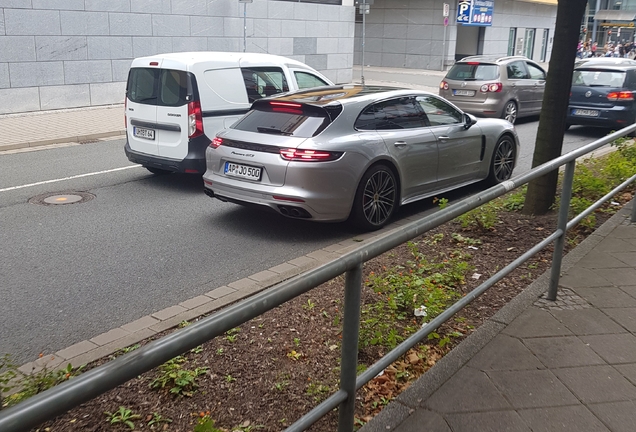 Porsche 971 Panamera GTS Sport Turismo