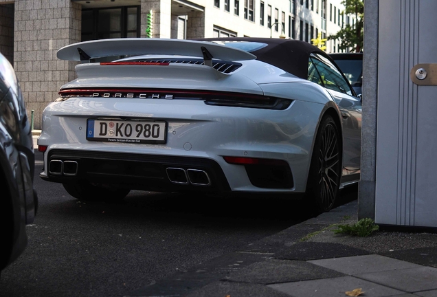 Porsche 992 Turbo Cabriolet