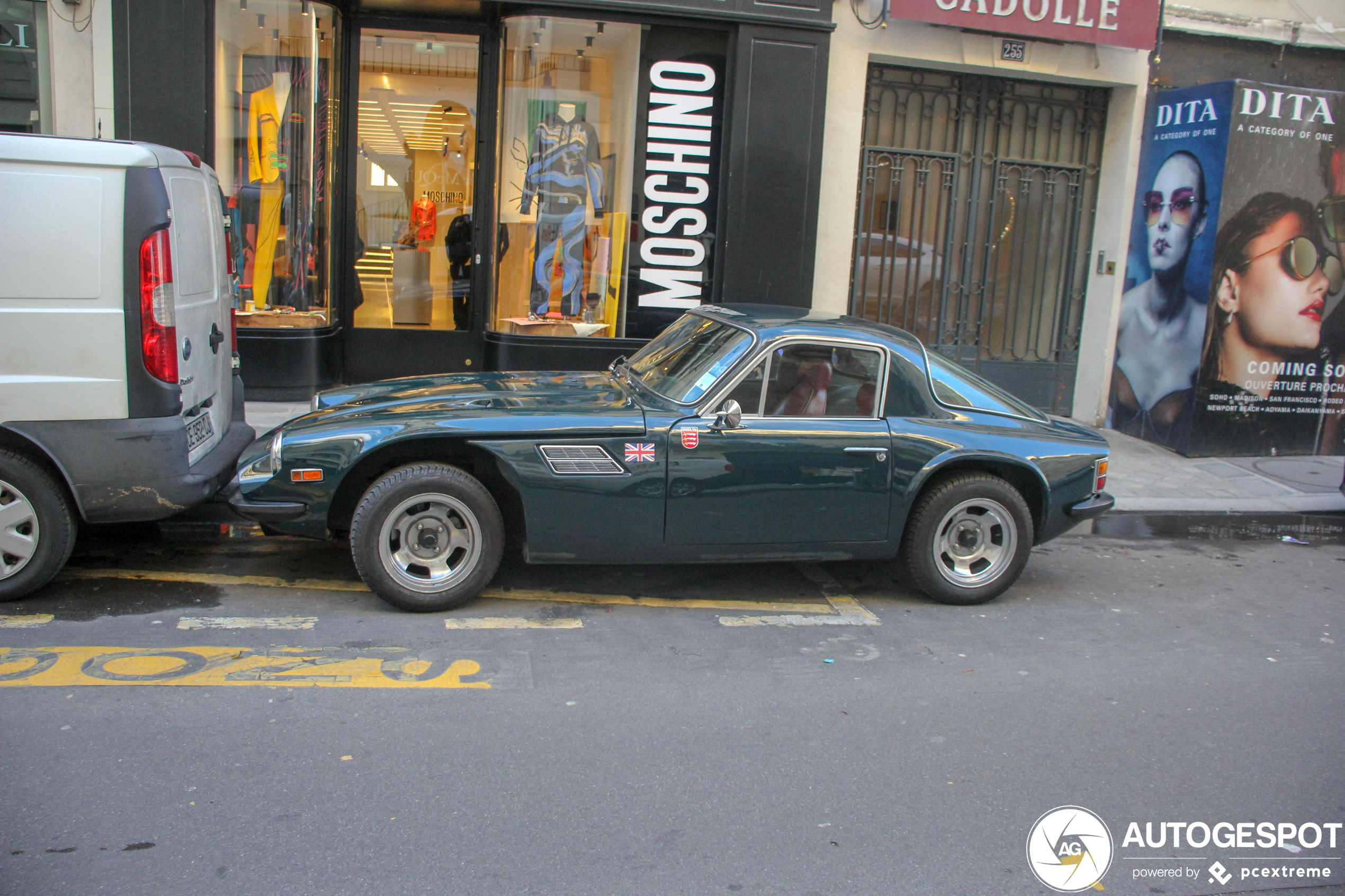 TVR 1600 M