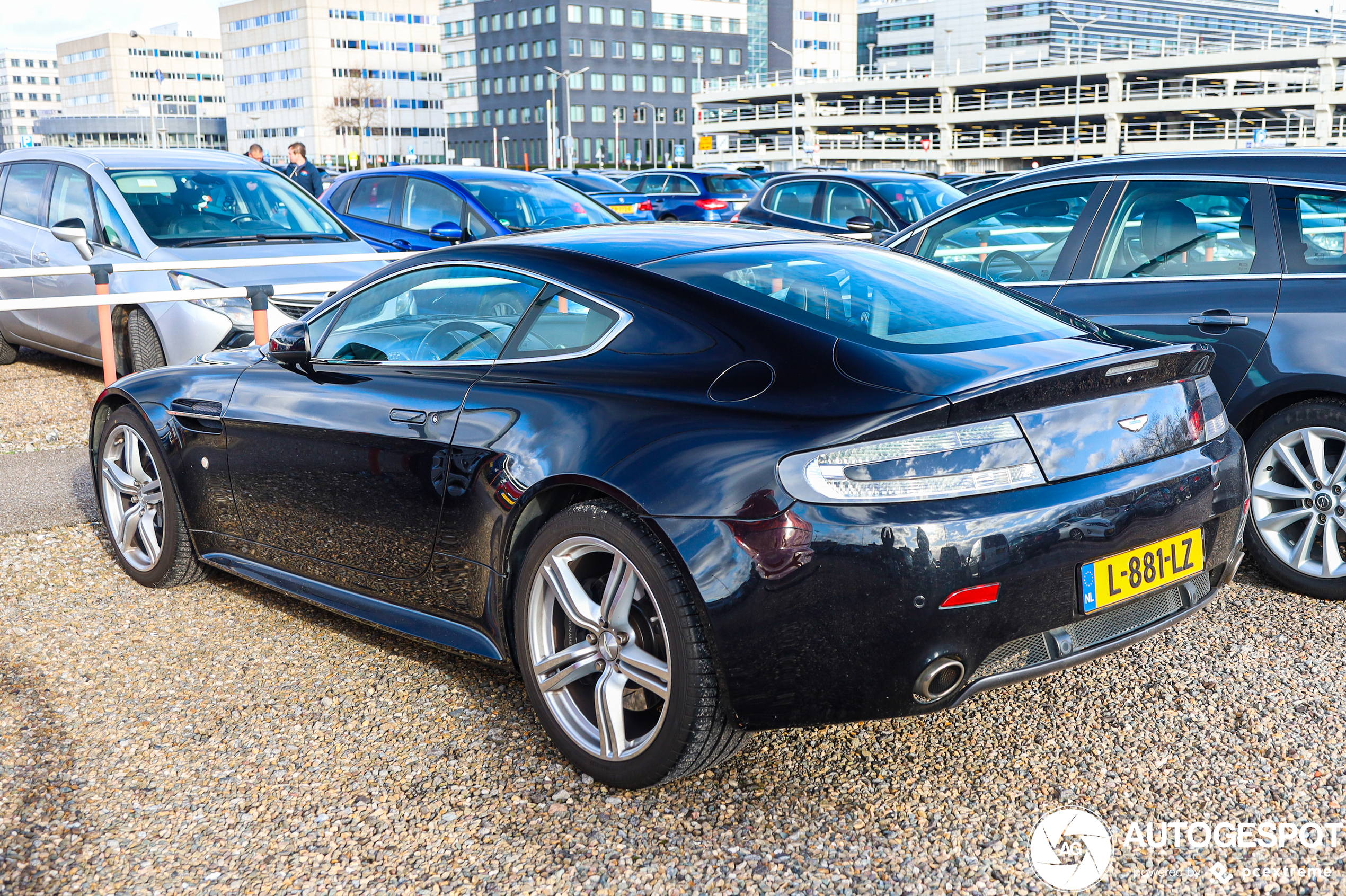 Aston Martin V8 Vantage