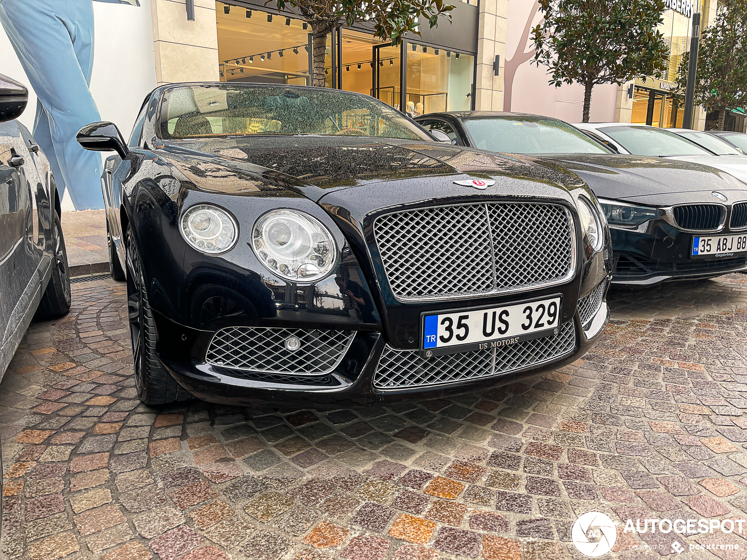 Bentley Continental GTC V8