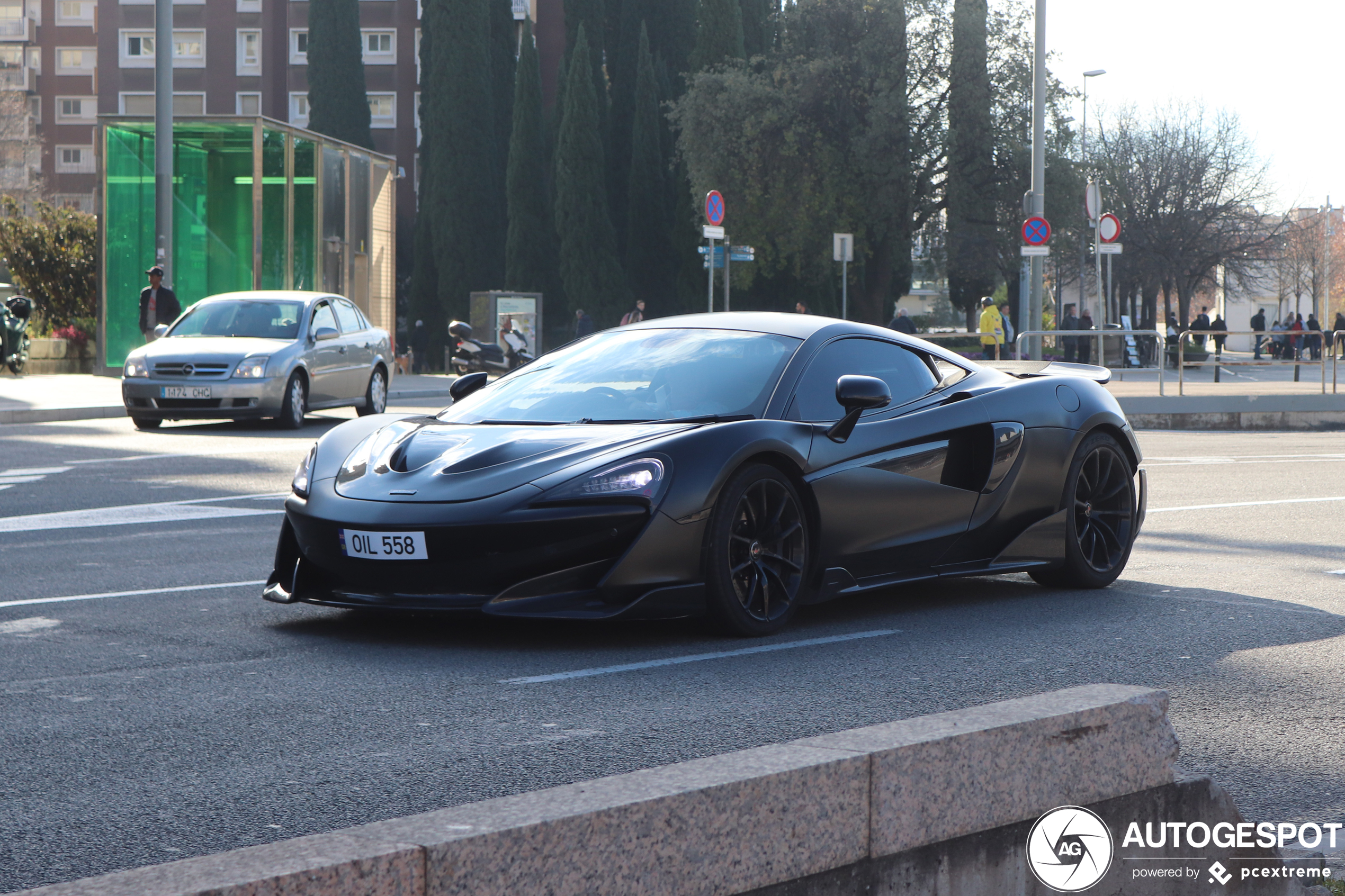 McLaren 570S