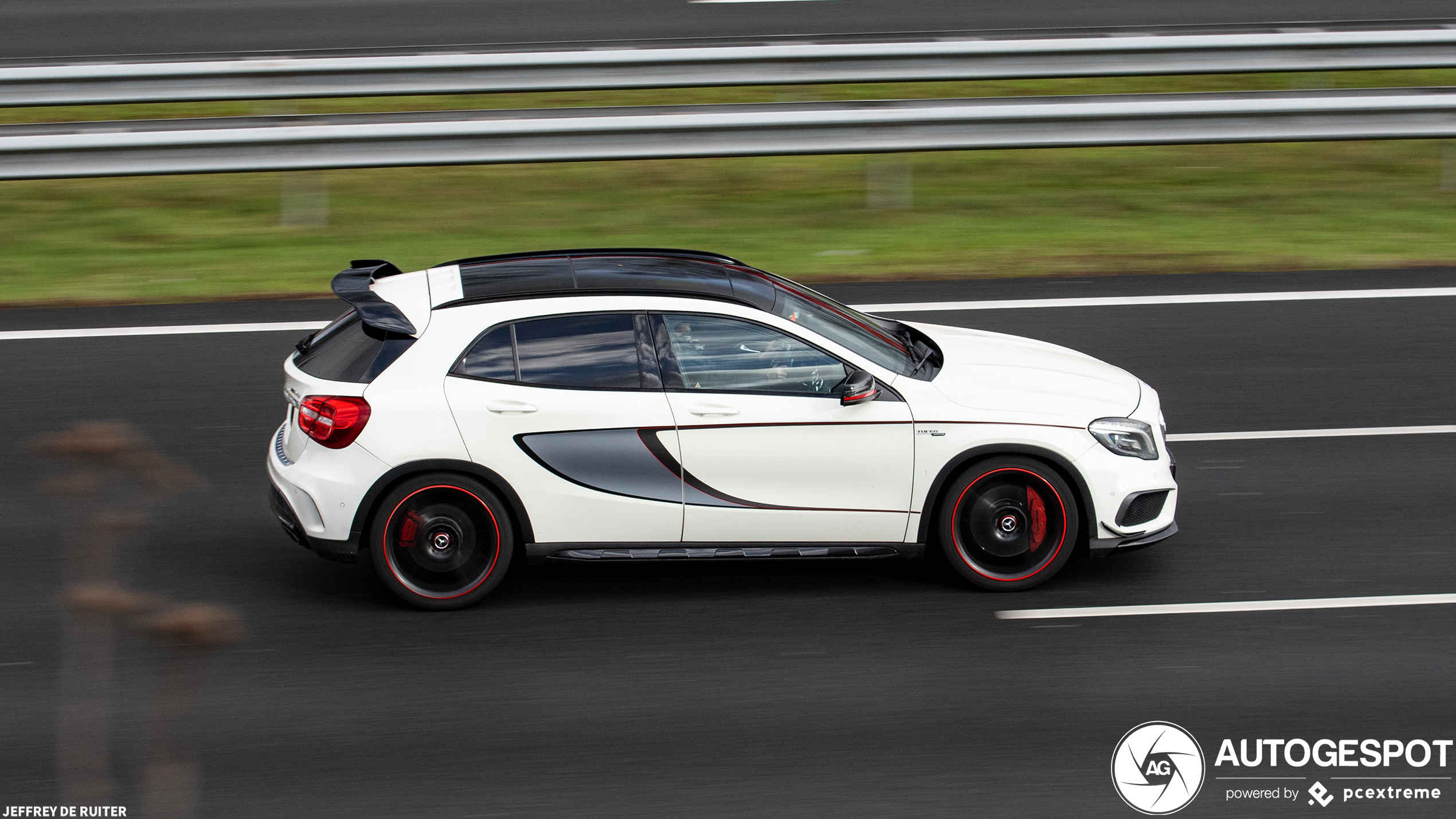 Mercedes-Benz GLA 45 AMG Edition 1