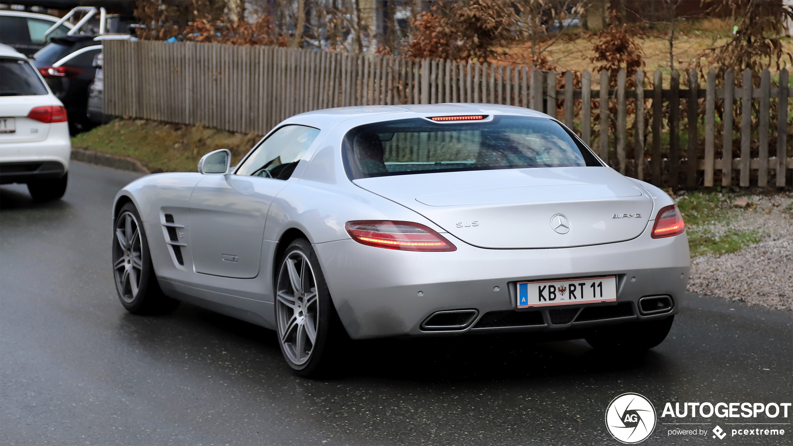 Mercedes-Benz SLS AMG