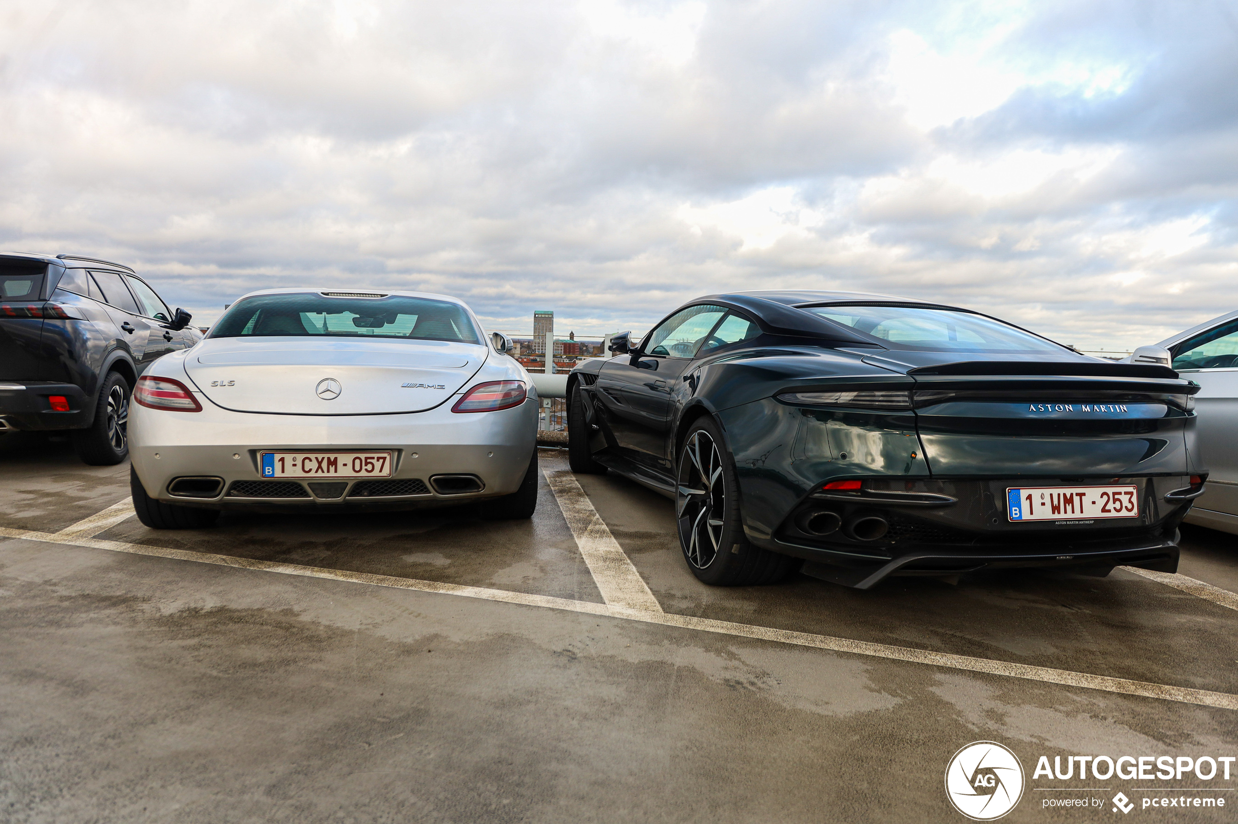 Mercedes-Benz SLS AMG