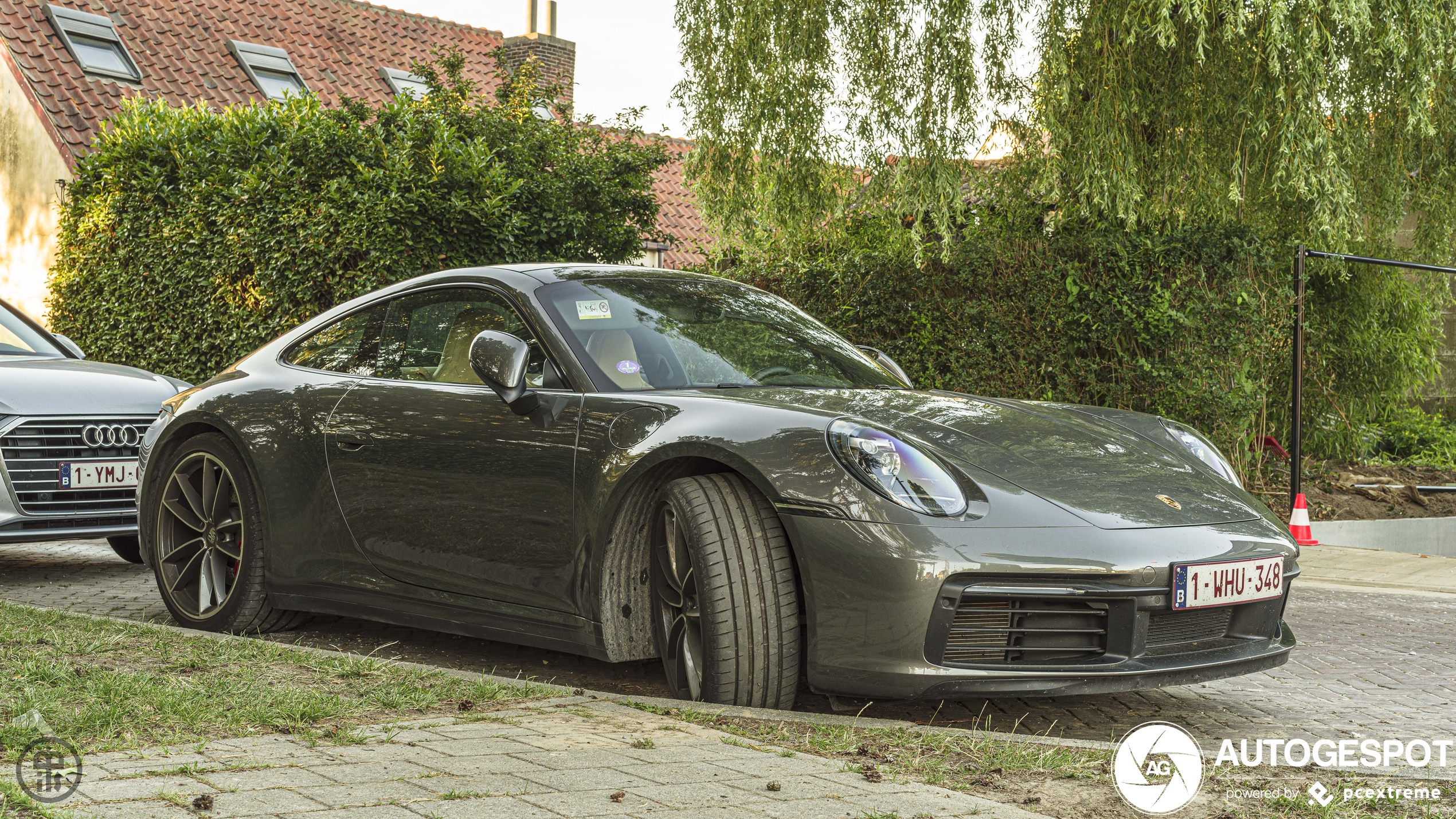 Porsche 992 Carrera 4S