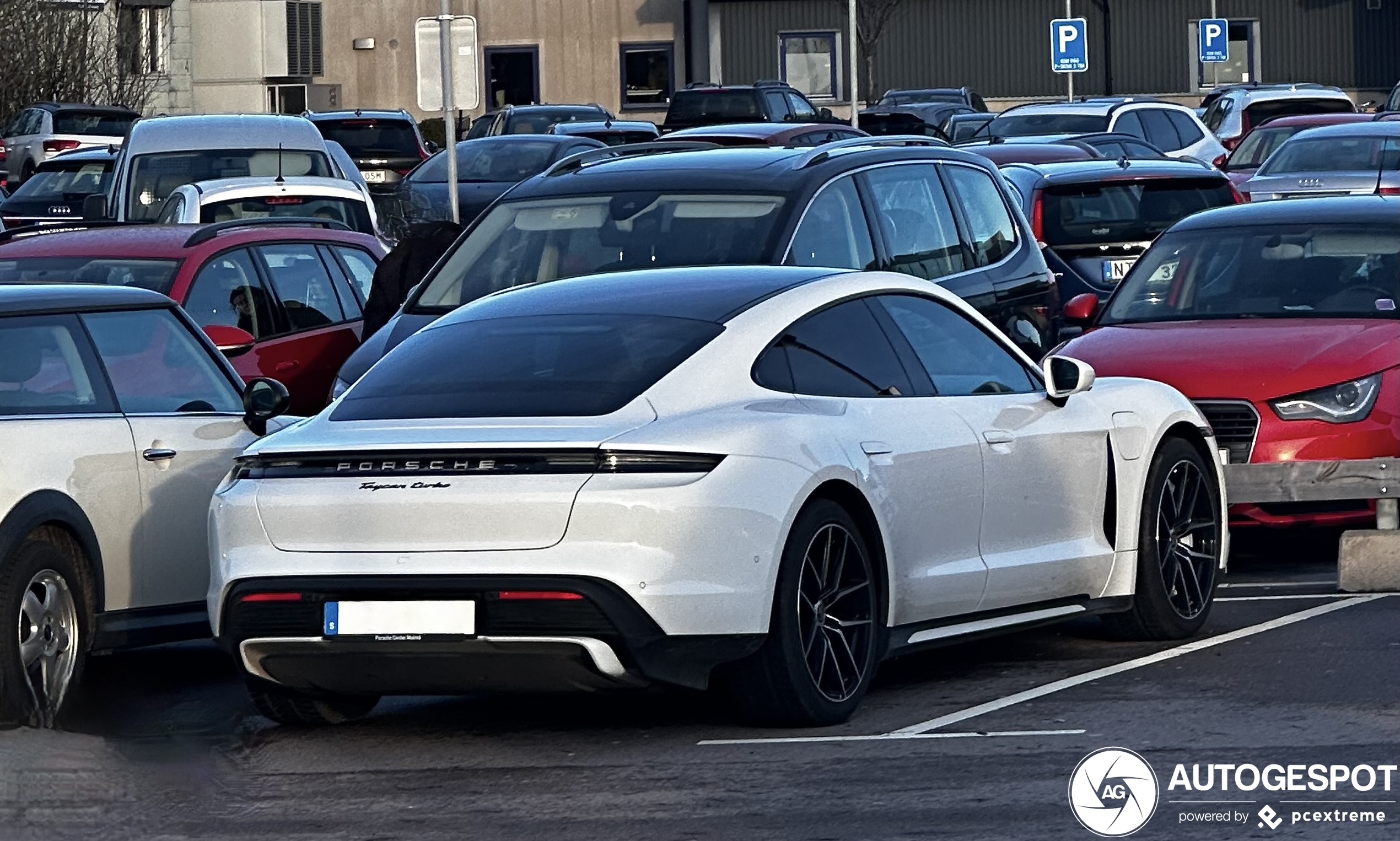 Porsche Taycan Turbo